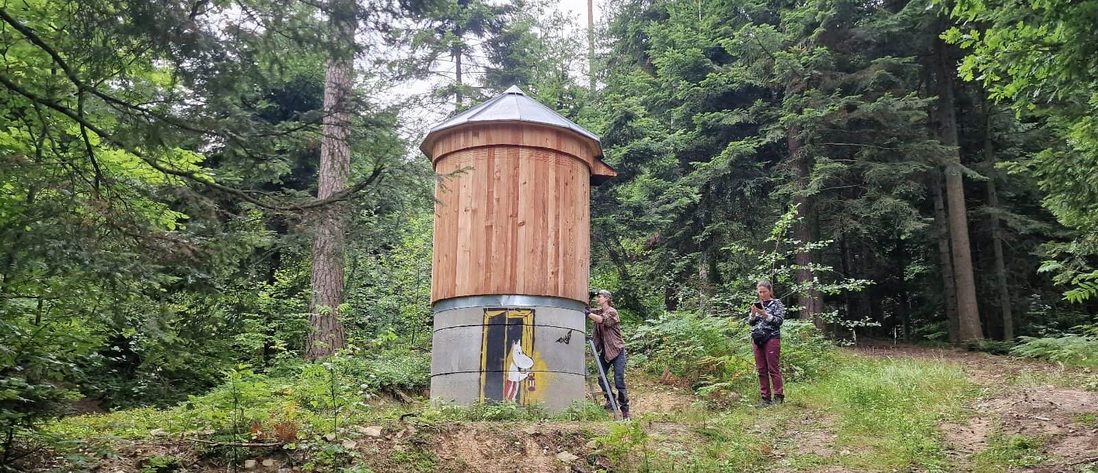 A new species in the bat hut